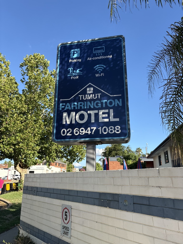 Farrington Motel, Tumut - home for the night