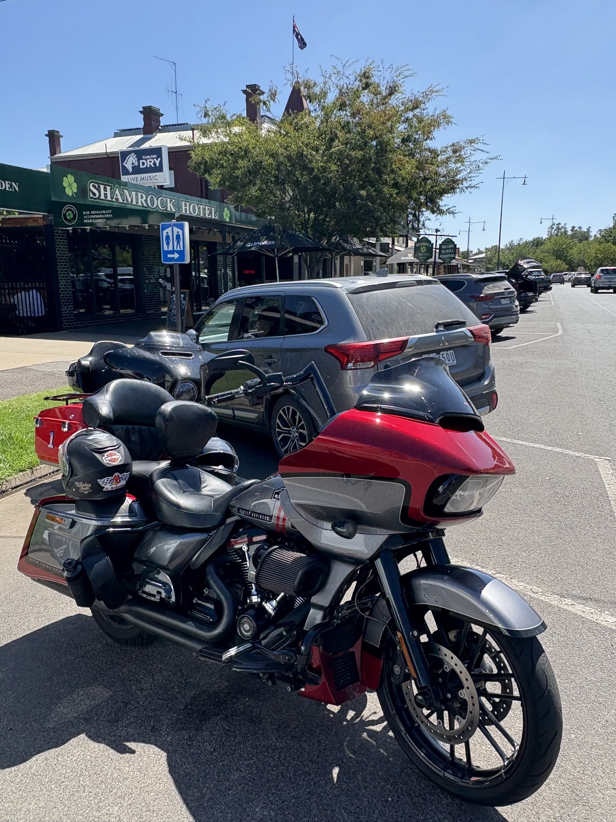 Prime parking out front of the Shamrock Hotel
